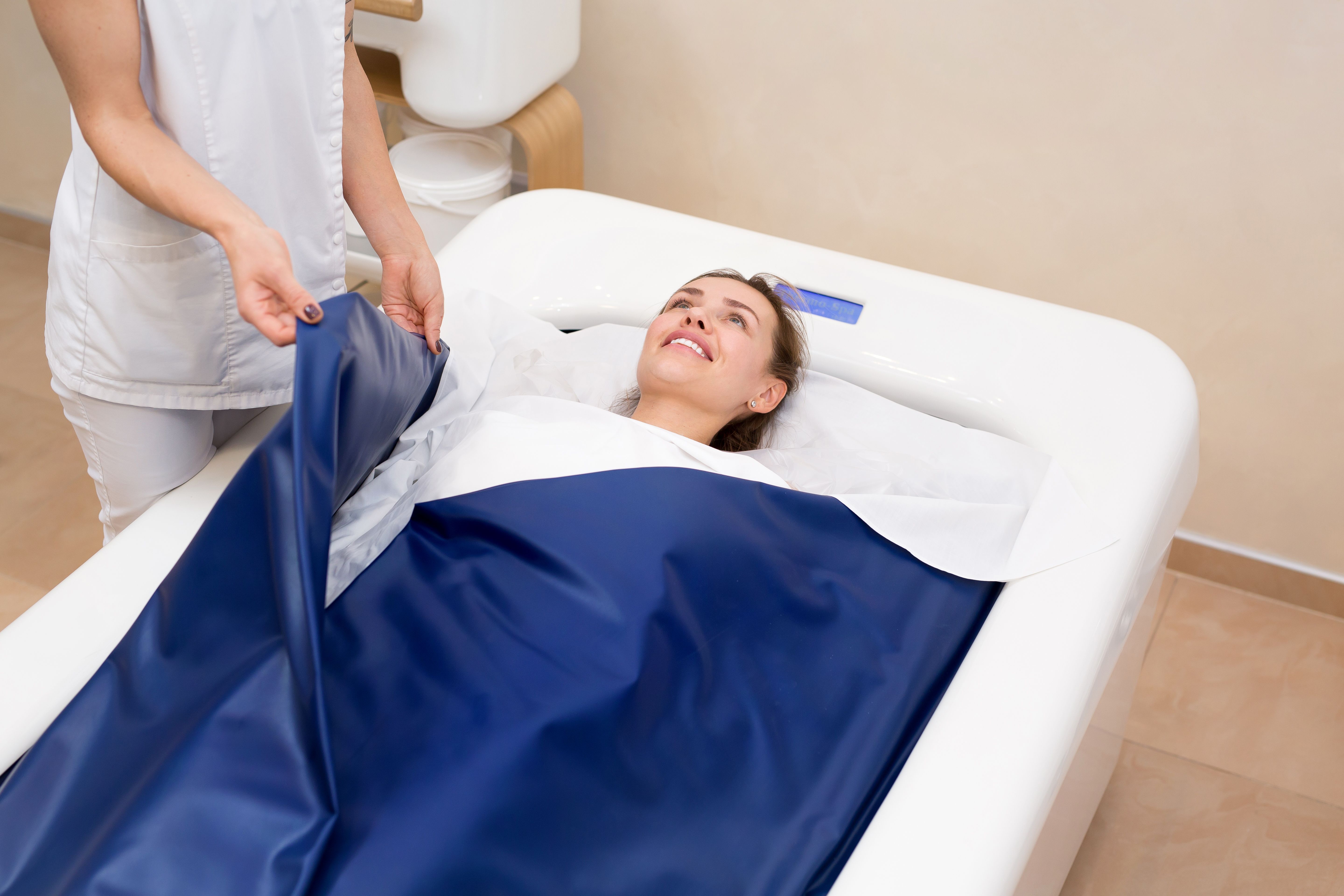 Back Pain Relief Without Hands-On Treatment: Dry Hydrotherapy