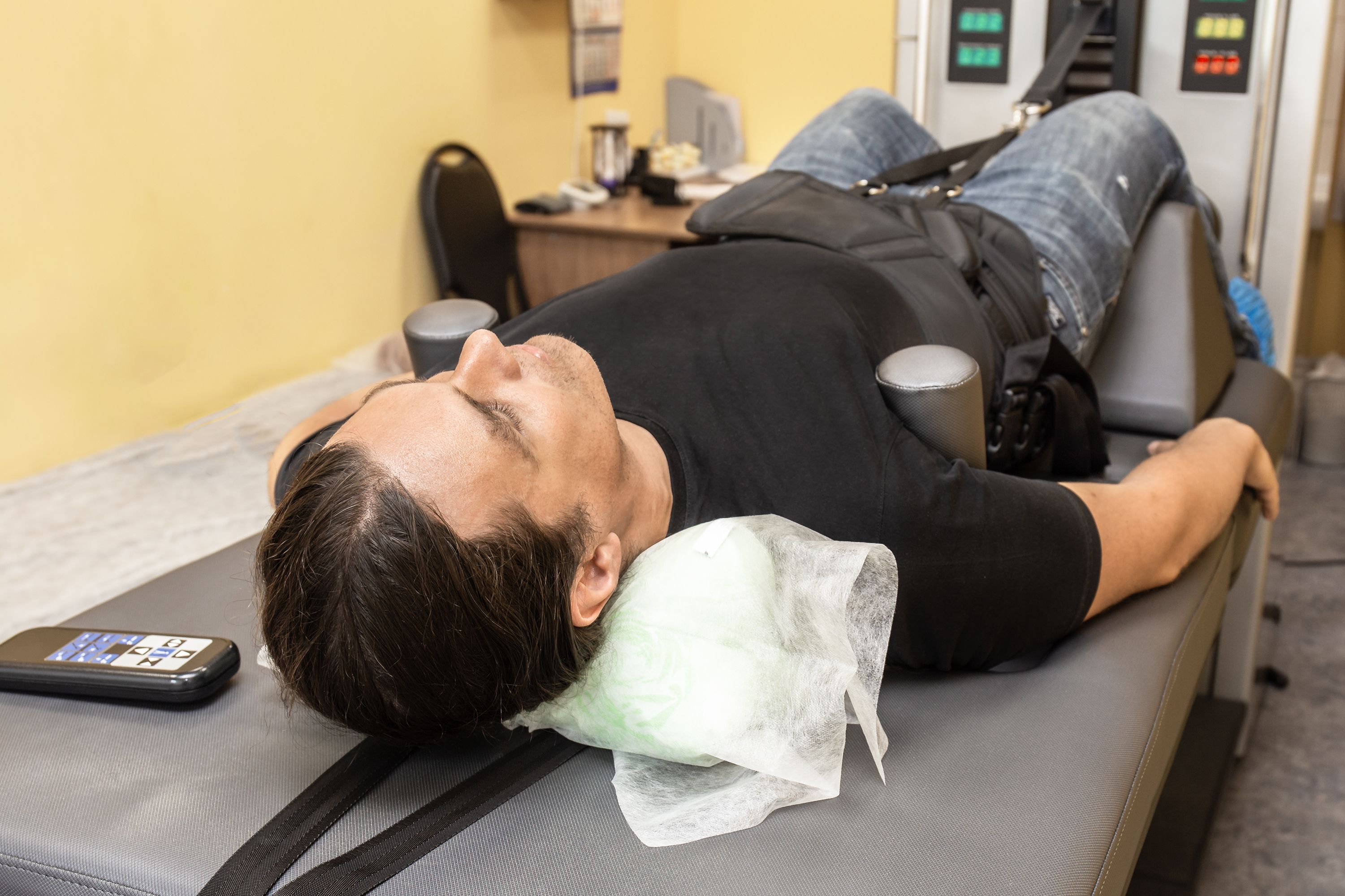 What Happens During Spinal Decompression?